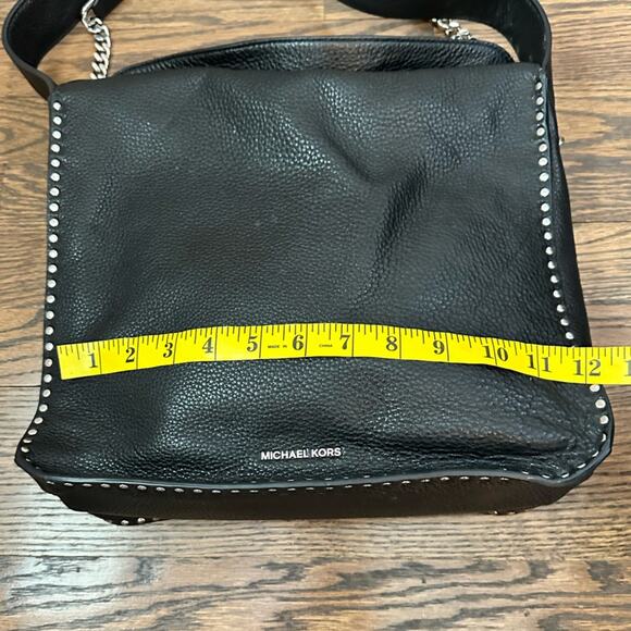 Michael Kors Black Leather Silver Studed Shoulder Bag - Picture 5 of 11